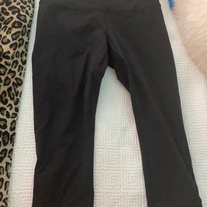 Lululemon cropped leggings